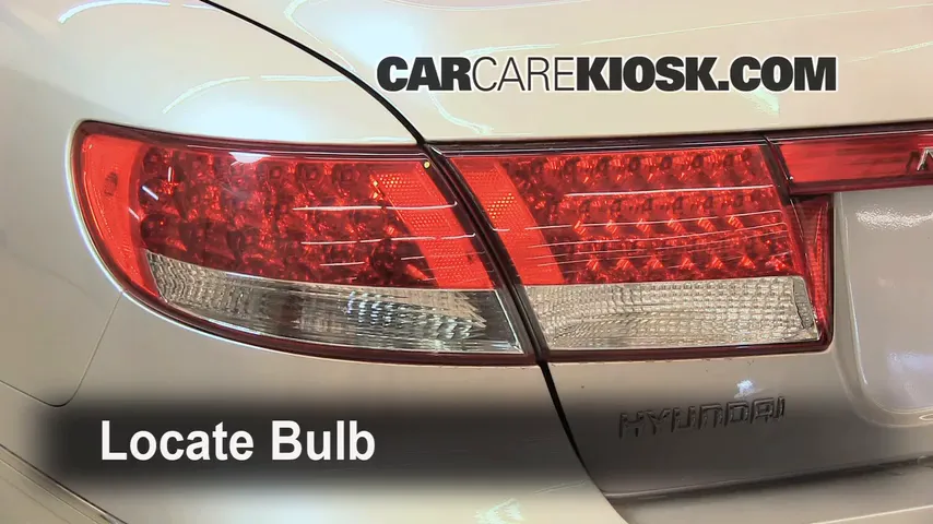 2007 Hyundai Azera SE 3.8L V6 Lights Reverse Light (replace bulb)